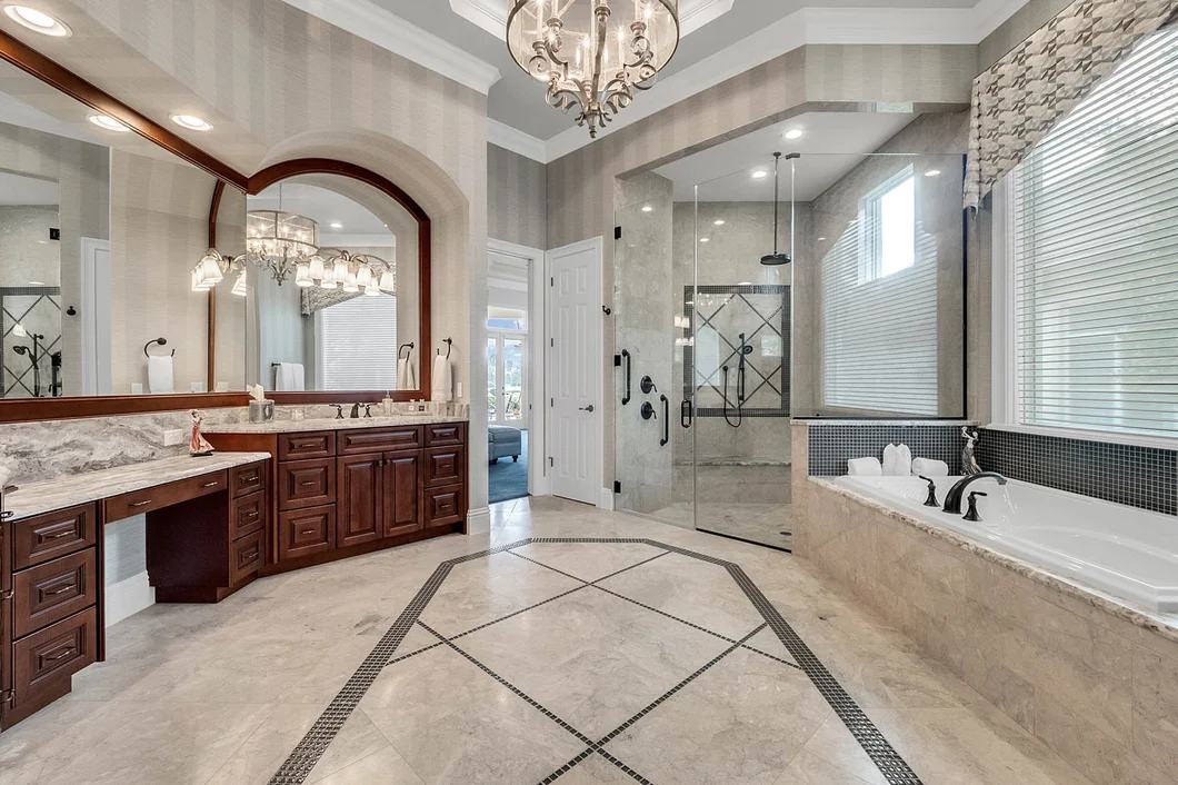 Remodelación de Baño de Lujo